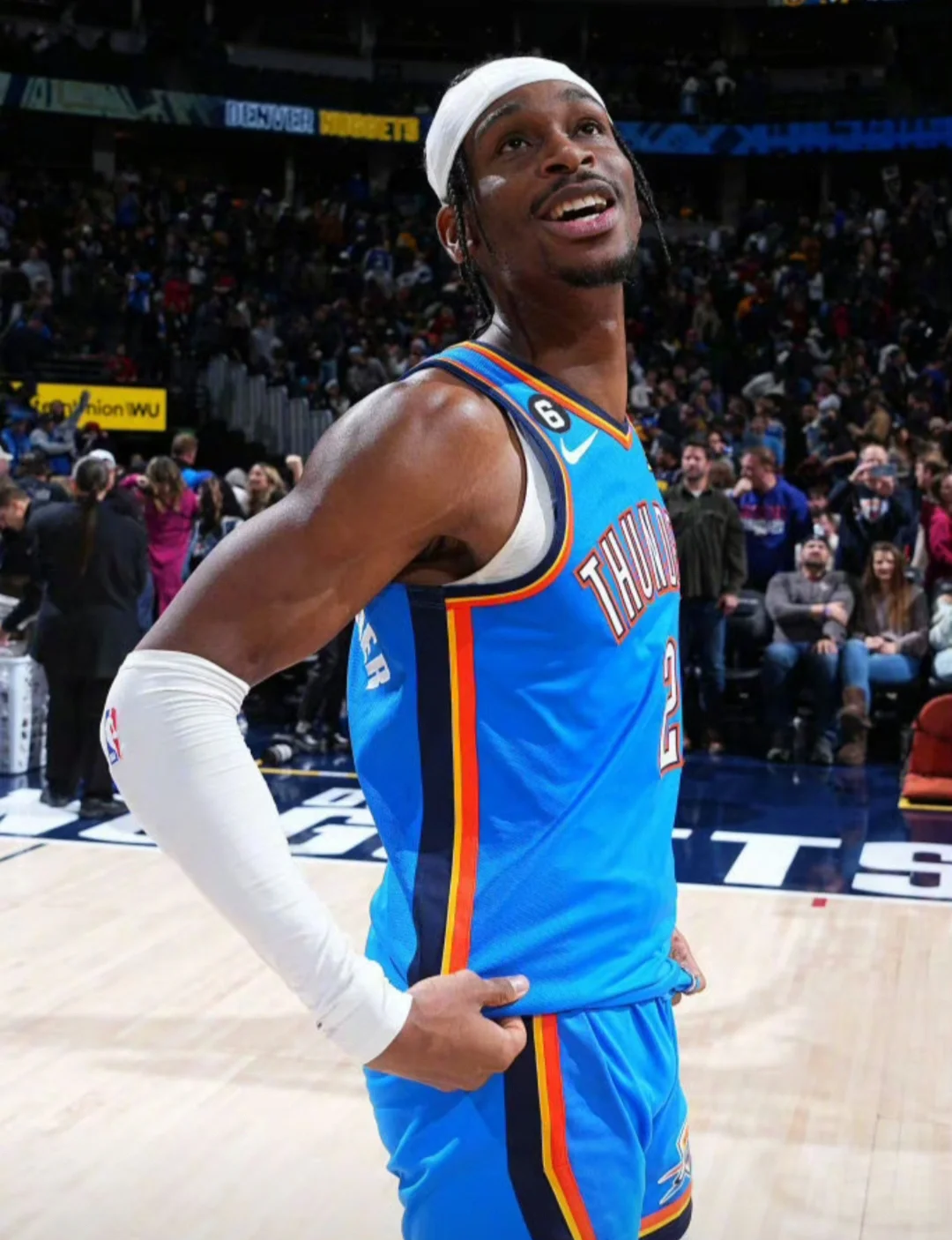 九游官网-赛前突围战来临，俄克拉荷马雷霆围绕国王杯完成体检，更衣室稳定，更衣室氛围转暖